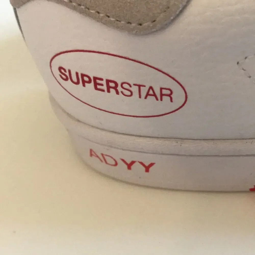 Adidas Originals Superstar OG Sneakers White Vivid Red Shoes Mens Size 9 GY0995